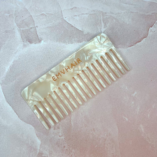 EMV ESSENTIALS WIDE TOOTH COMB